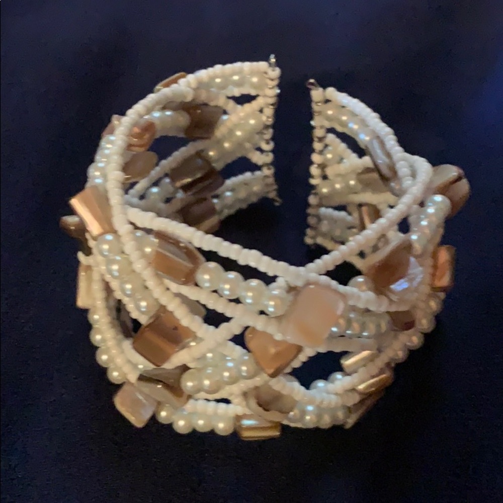 Beaded bracelet
